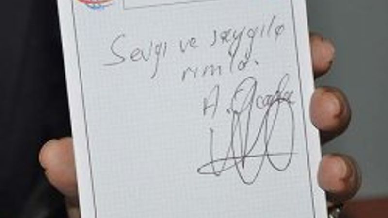 Öcalan Pervin Buldan'a imza vermiş