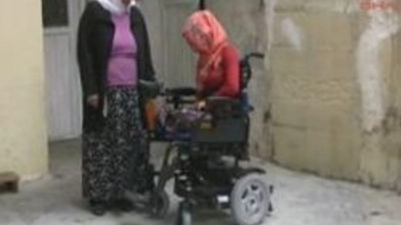 Mardinli Azize akülü aracına kavuştu