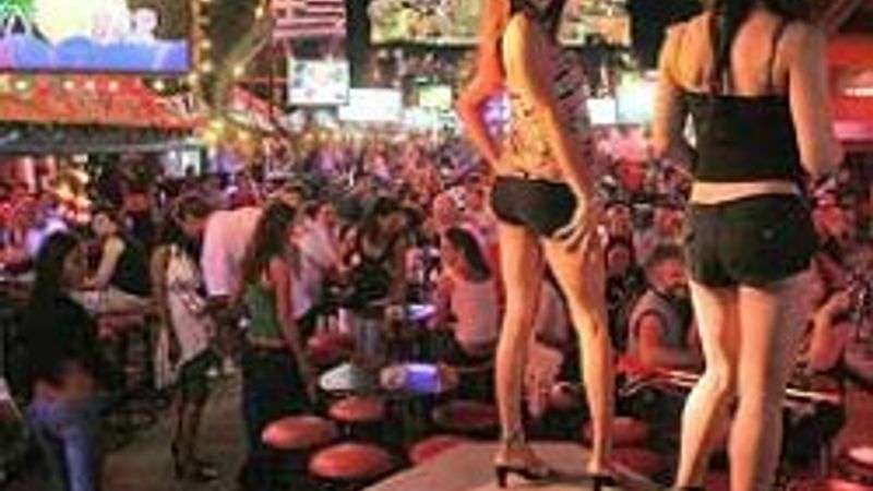 Çapkın Türk Tayland'da 30 bin dolarını kaptırdı