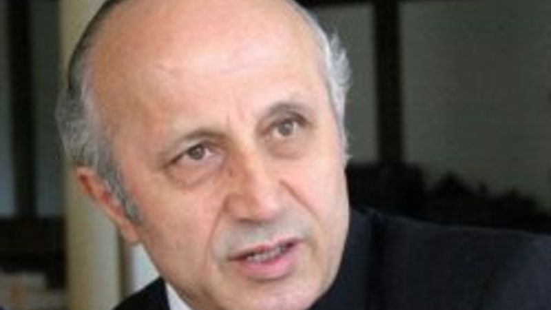 Yaşar Nuri Öztürk: 1.90'lık adamlara çok nal toplattım