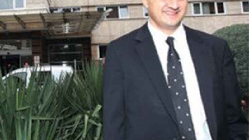 Serdar Nasır cinsiyet değiştirmenin detaylarını anlattı