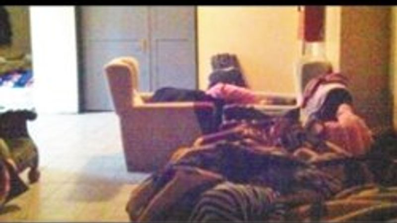 Gazeteci Kadın Sığınma Evine girdi