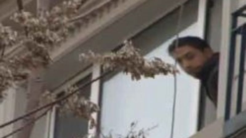 Fatih'te 2 genç kız rehin alındı