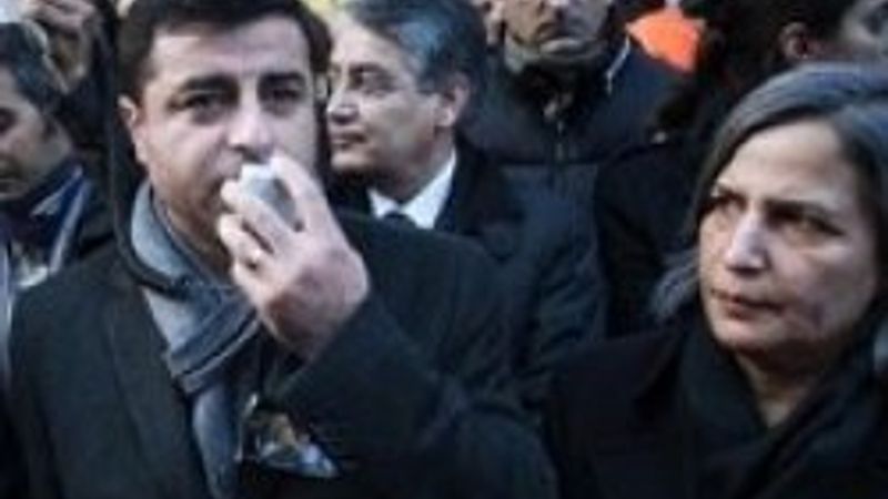 Selahattin Demirtaş hastaneye kaldırıldı
