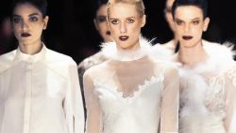 Fashion Week'te Wilma Elles zerafeti