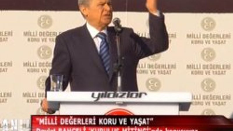 MHP 9 büyük mitingin ilkini Bursa'da gerçekleştirdi