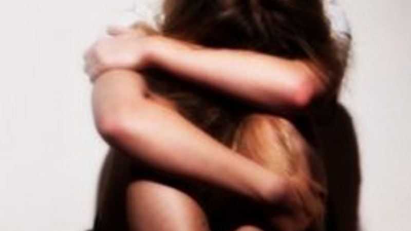 15 yaşındaki kızı bütün köy taciz etti