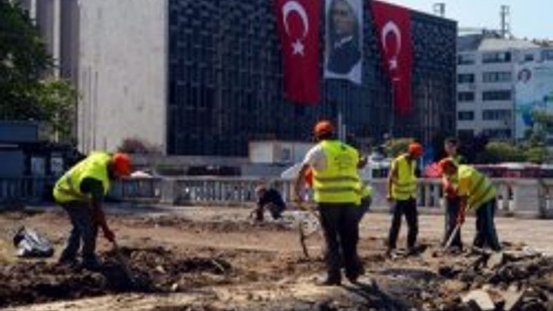 Gezi Parkı çiçek açtı