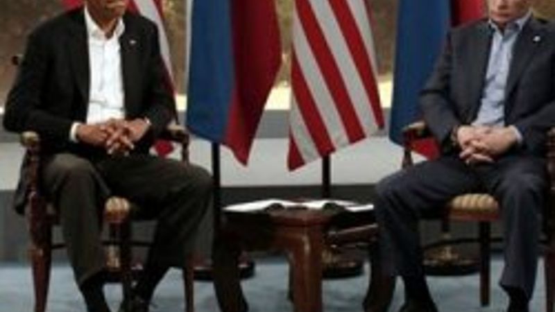 Putin Obama'dan uzak durmak için Latin alfabesini seçti