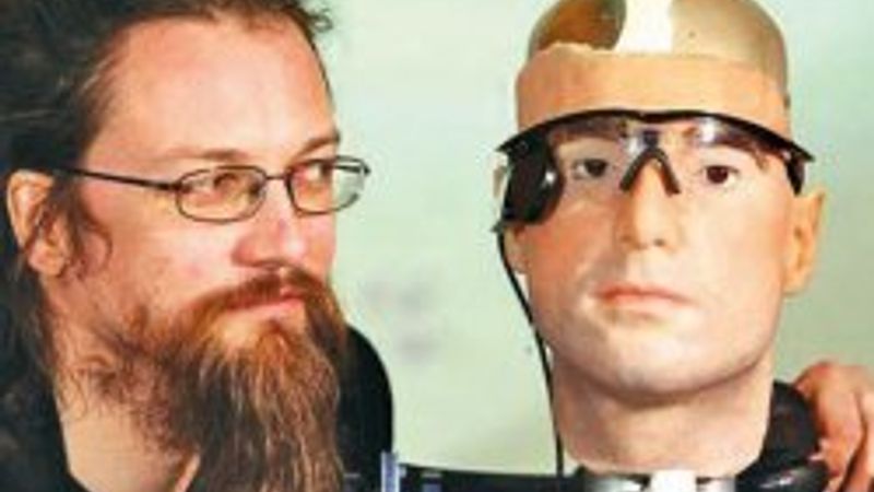 Terminatör'ün ilk adımları atıldı - izle