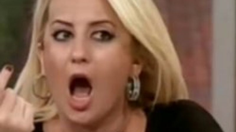 Evlilik programında analı kızlı skandal