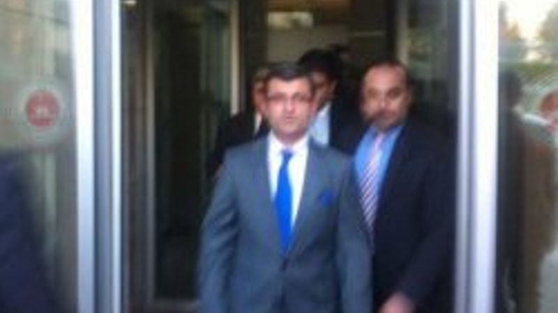 Muammer Akkaş'tan basın açıklaması - izle