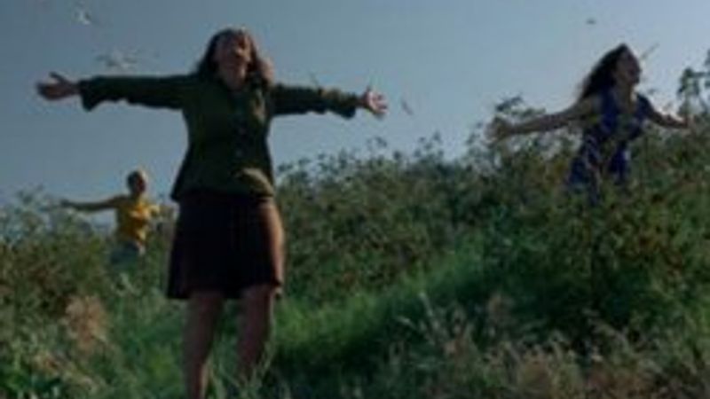 Reha Erdem'in Şarkı Söyleyen Kadınlar'ından ilk fragman - izle