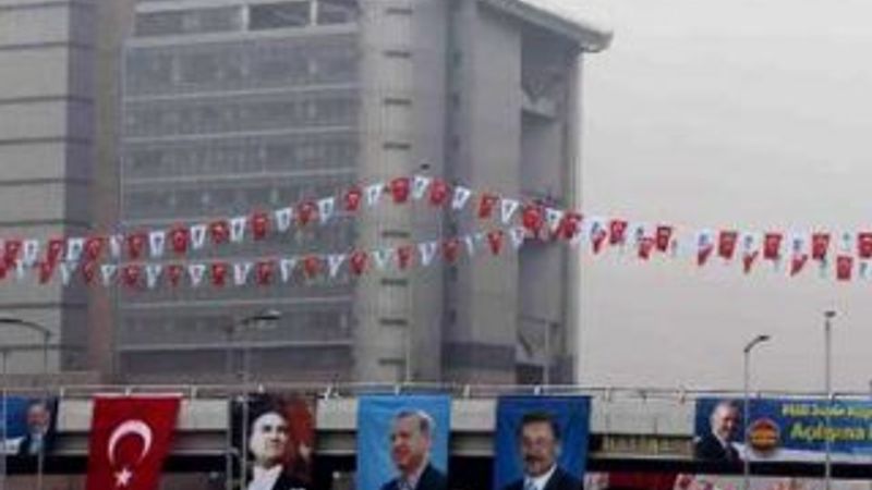 Ankara'da CHP binası önüne Milli İrade kavşağı