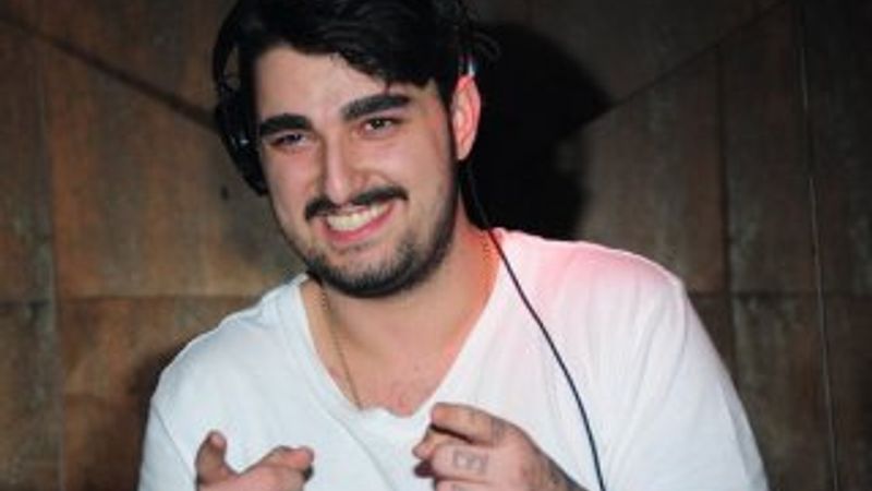 İdo'ya annesinden 350 bin liralık hediye