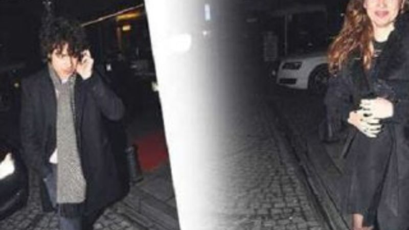 Özgür Mumcu Bilge Öztürk'le aşk yaşıyor