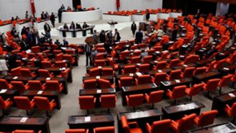 Meclis olağanüstü toplandı