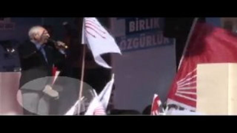 Gaziantep'te Kılıçdaroğlu'na ayakkabı fırlatıldı