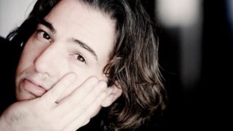 Fazıl Say: İçkinizi alın STV izleyin