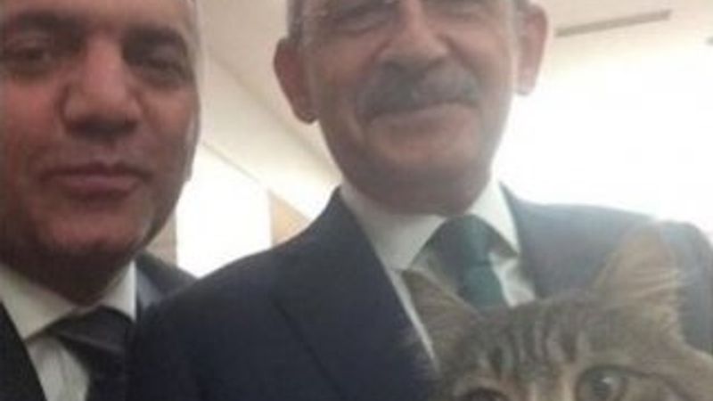 Kılıçdaroğlu'ndan Şero ile selfie pozu