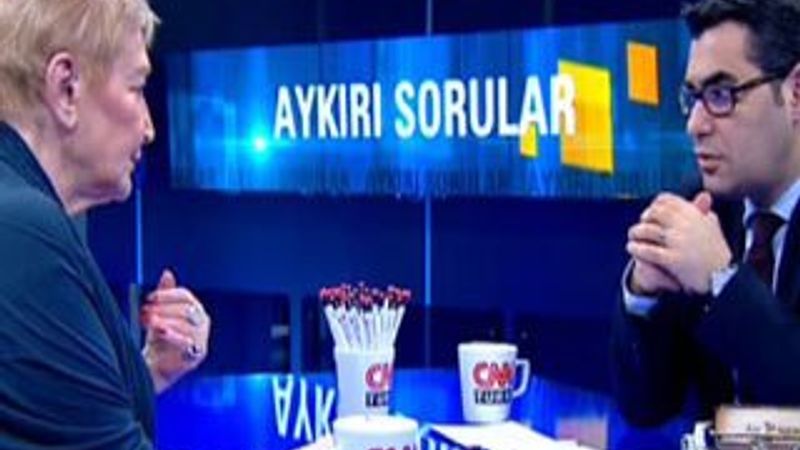 Pınar Kür: Gül'ün eşi kapalı diye Köşk davetine gitmedim