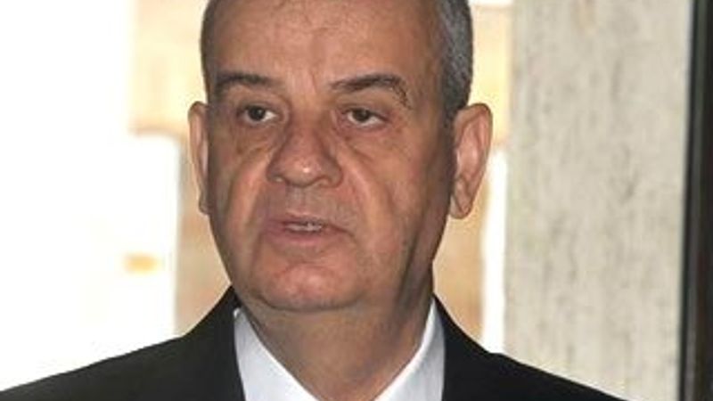 İlker Başbuğ'dan dinsiz TSK ithamlarına yanıt