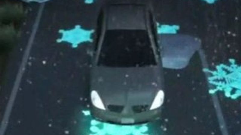 Dünyanın ilk akıllı yolu Hollanda'da açılıyor İZLE