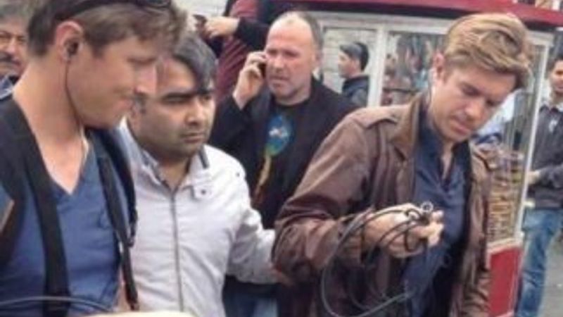 CNN muhabiri: Polis Taksim'de popoma vurdu