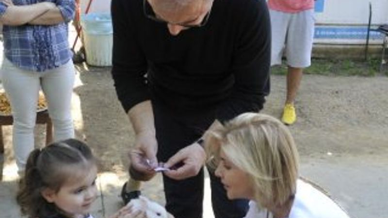 Ünal Aysal'ın aile saadeti