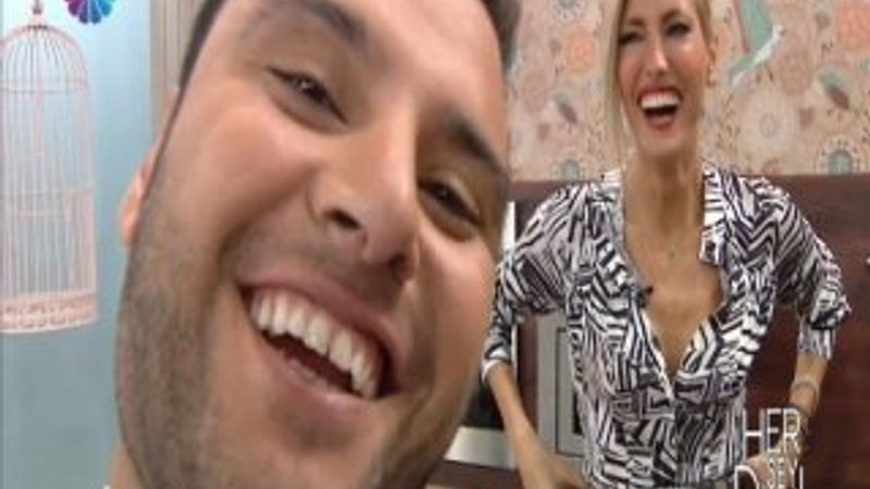 Alişan okey oynarken taş çaldı