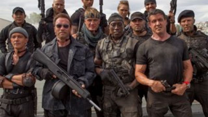 Cehennem Melekleri aksiyona hazır - İzle