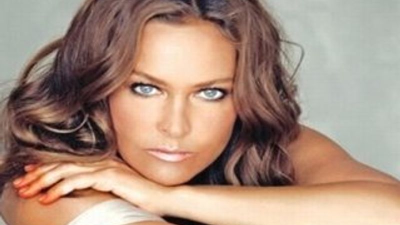 Hülya Avşar'ın İrem Derici tweeti İZLE