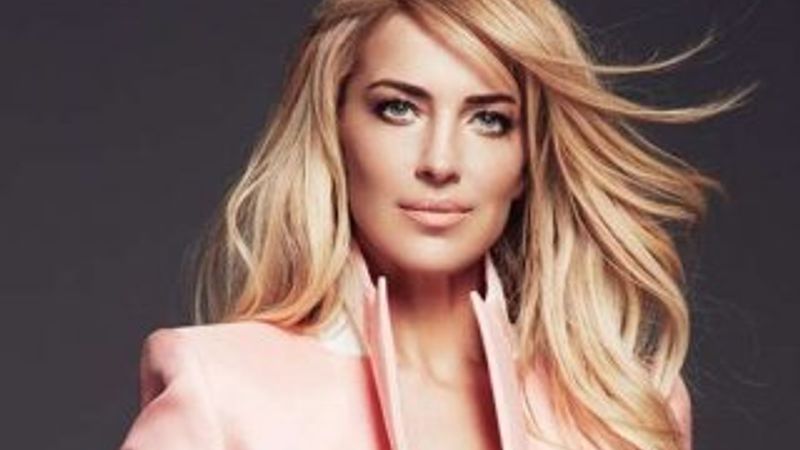 Burcu Esmersoy'un hayranıydı sevgilisi oldu