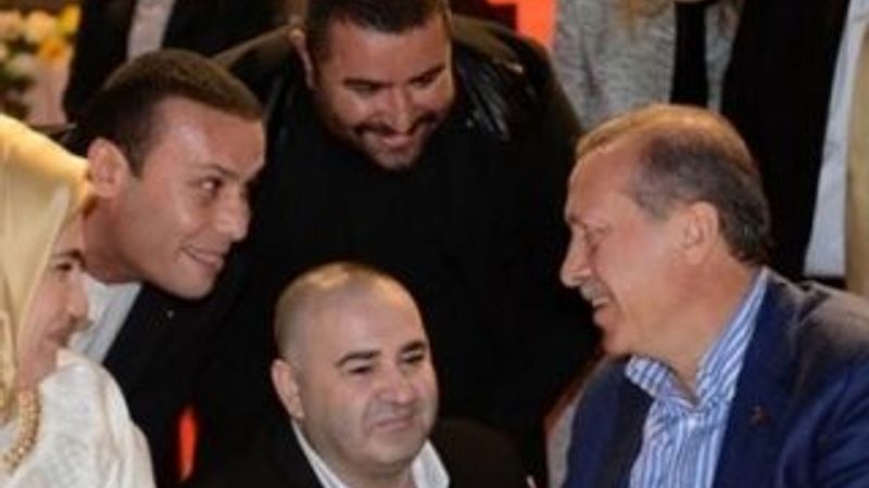 Şafak Sezer patladı: Soytarılar değişikler