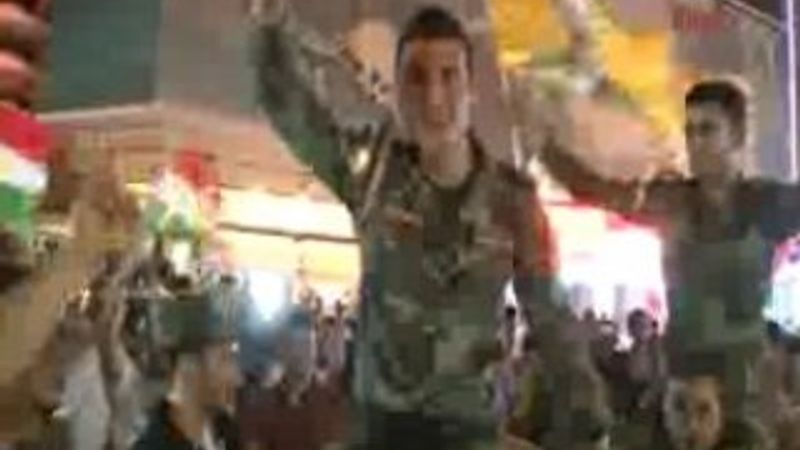 ABD IŞİD'i vurdu Erbil halaya durdu