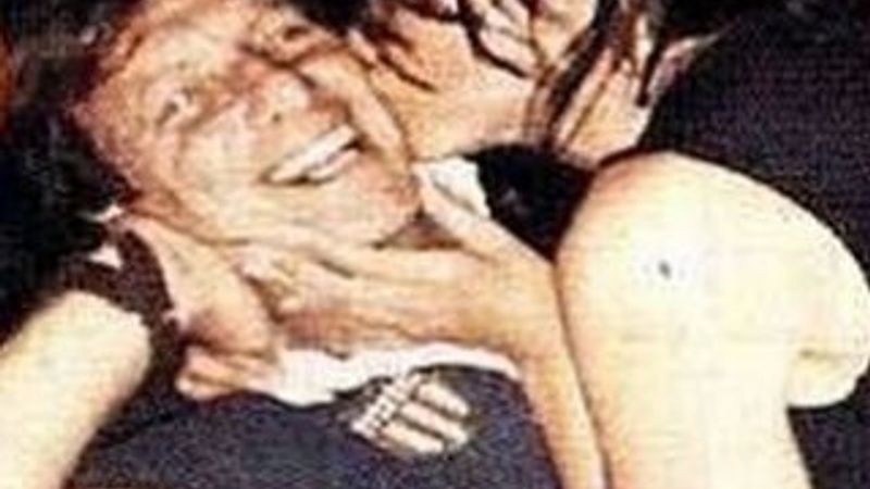 Kaya Çilingiroğlu esmer bir güzelle yakalandı