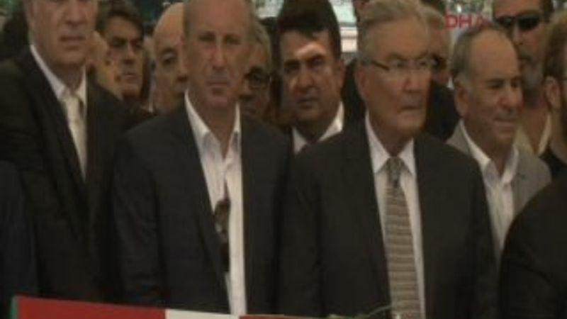 CHP'nin iki muhalifi İnce ve Baykal ilk kez yan yana İZLE