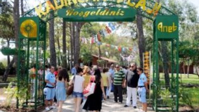 Antalya'da Kadınlar Plajı açıldı İZLE