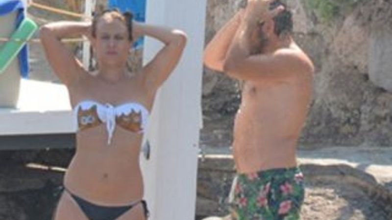 Seksenler dizisinin aşıkları tatilde