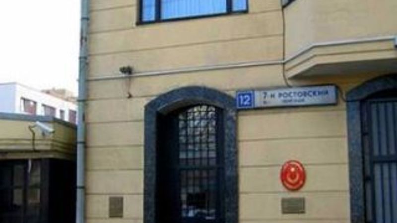 Moskova'daki Türk Büyükelçiliği'ne saldırı