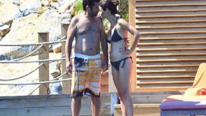 Kenan Doğulu ile Beren Saat yine tatilde