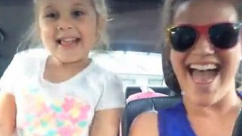 Anne kızdan muhteşem düet