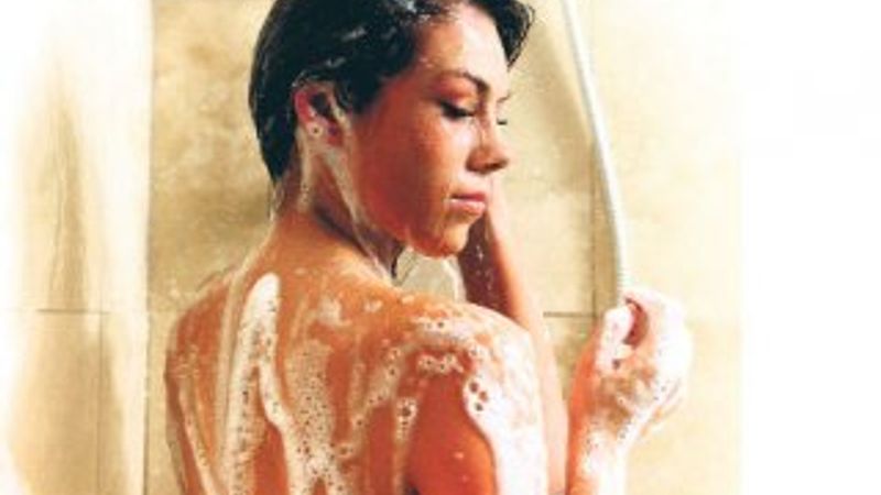 Mısırlı din adamından banyoda dikiz fetvası