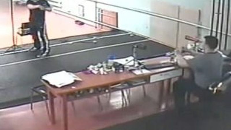 Şaka yapmak isterken antrenörünü öldürdü İZLE