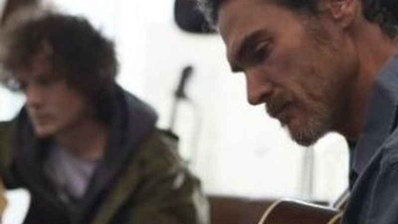 Rudderless'in fragmanı yayınlandı - Tıkla İzle