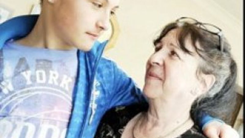 Ayağı su toplayan çocuk ölümden döndü