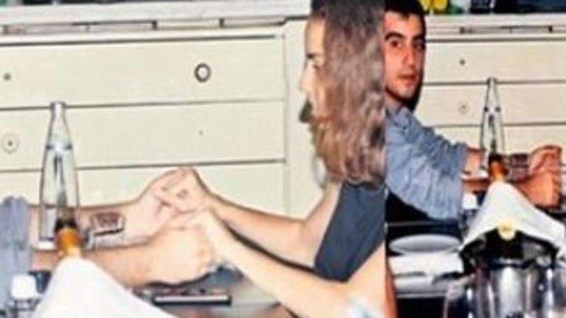 Berfin Erdoğan sevgilisiyle el ele