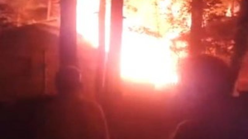 Osmaniye'de çıkan yangında 3 ev kül oldu İZLE