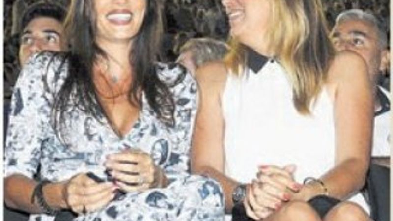 Asuman Krause güldürdü