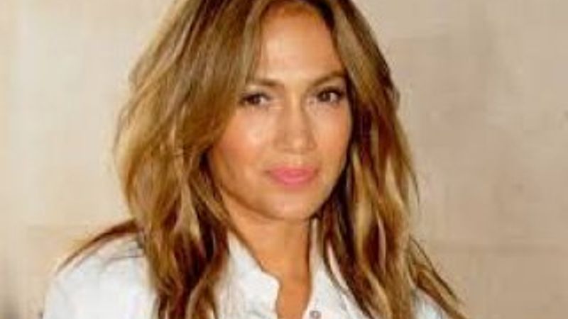 Jennifer Lopez: Önüme gelenle yatmıyorum